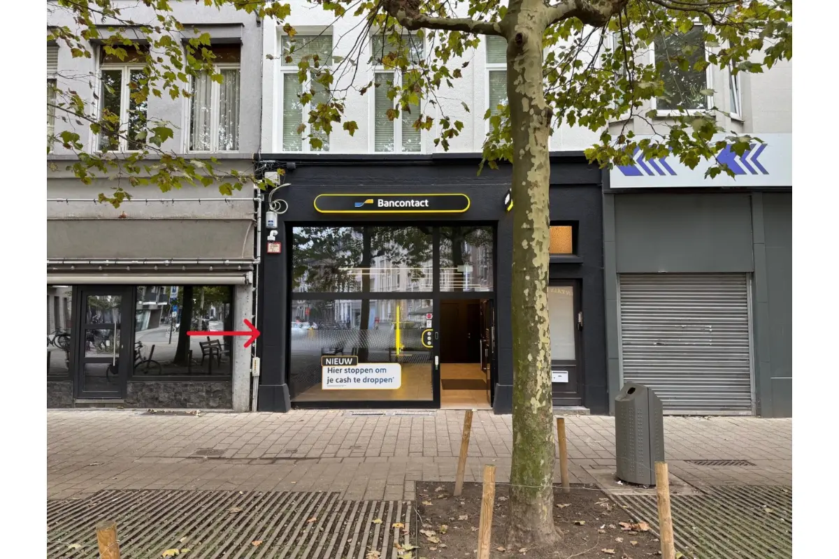 Handelszaak te  huur in Antwerpen 2000 650.00€  slaapkamers 80.00m² - Zoekertje 714606