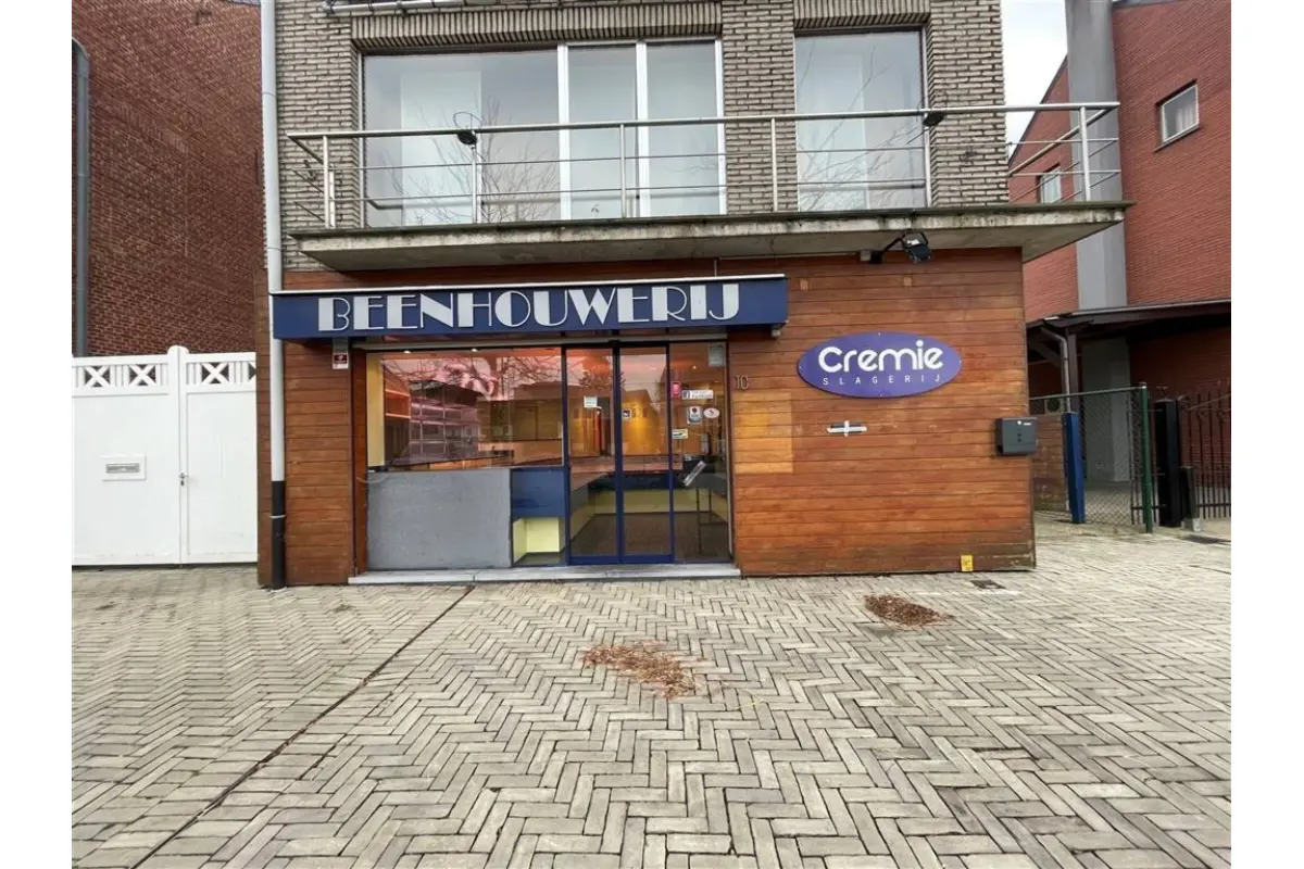 Handelszaak te  huur in Leest 2811 1995.00€  slaapkamers 309.00m² - Zoekertje 714973