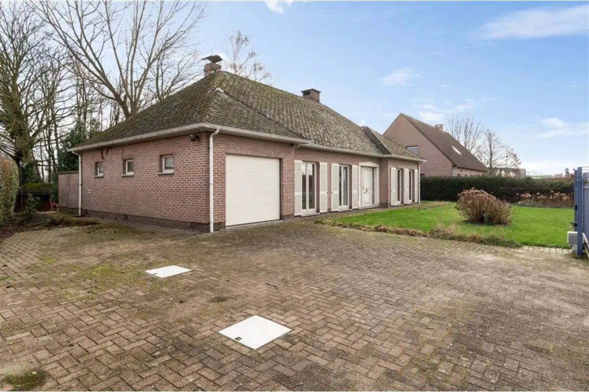 Villa te  koop in Kontich 2550 589000.00€ 3 slaapkamers 145.00m² - Zoekertje 715919