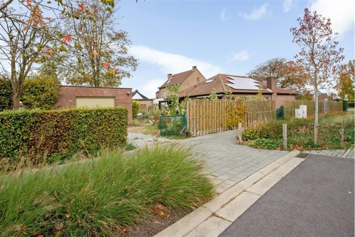 Villa te  koop in Waarloos 2550 559000.00€ 4 slaapkamers 221.00m² - Zoekertje 715920