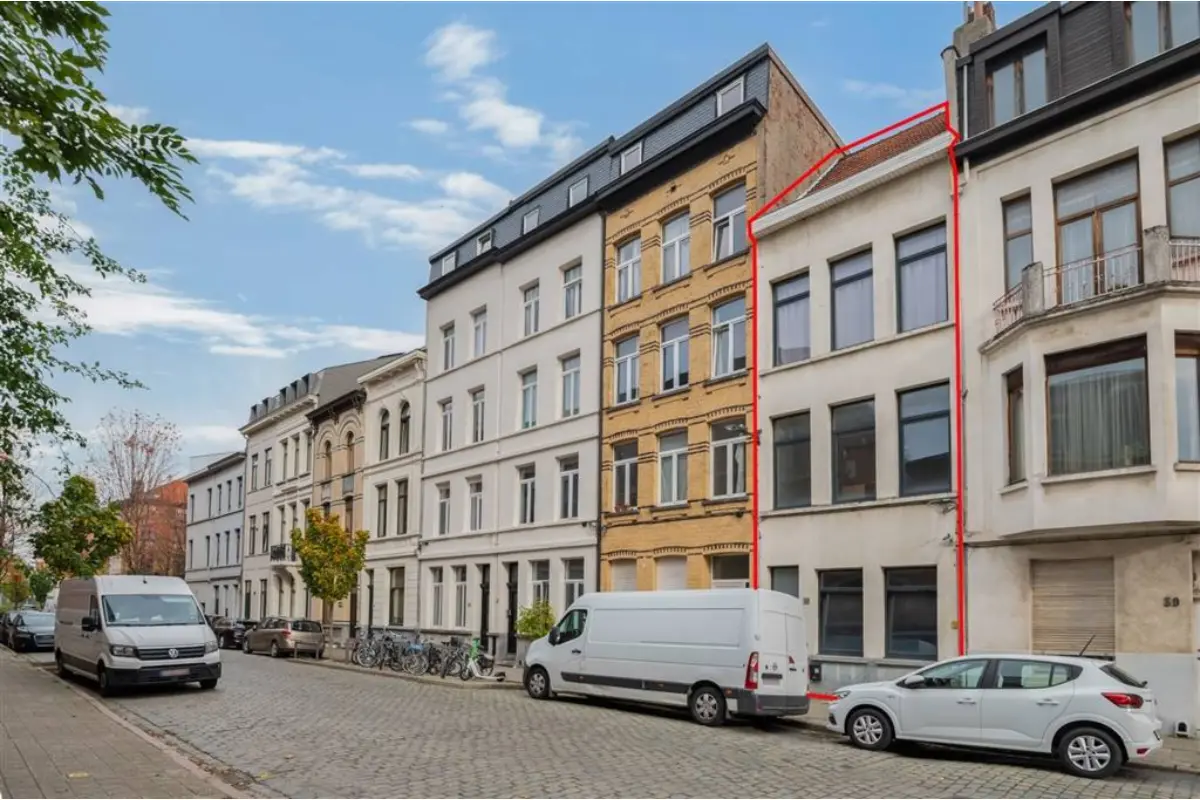 Huis te  koop in Antwerpen 2060 430000.00€  slaapkamers m² - Zoekertje 716218