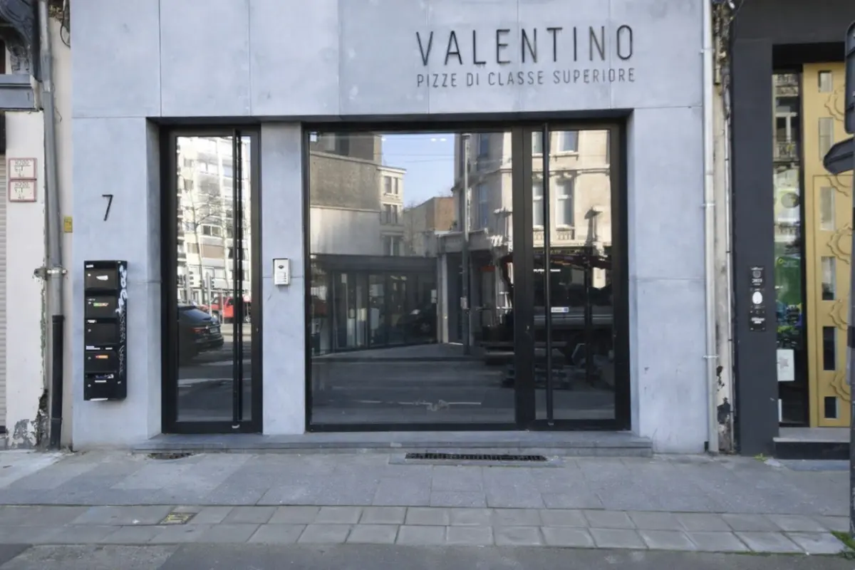 Handelszaak te  huur in Antwerpen 2018 2500.00€  slaapkamers 150.00m² - Zoekertje 717083