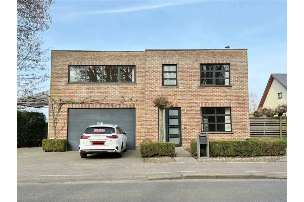 Huis te  huur in Itegem 2222 1350.00€ 4 slaapkamers m² - Zoekertje 717892