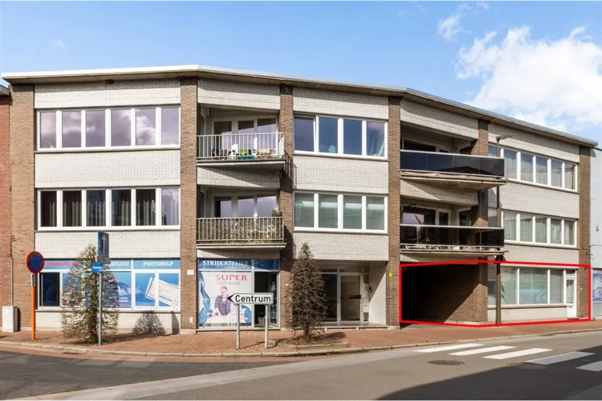 Appartement te  koop in Hombeek 2811 235000.00€ 2 slaapkamers 118.00m² - Zoekertje 717445