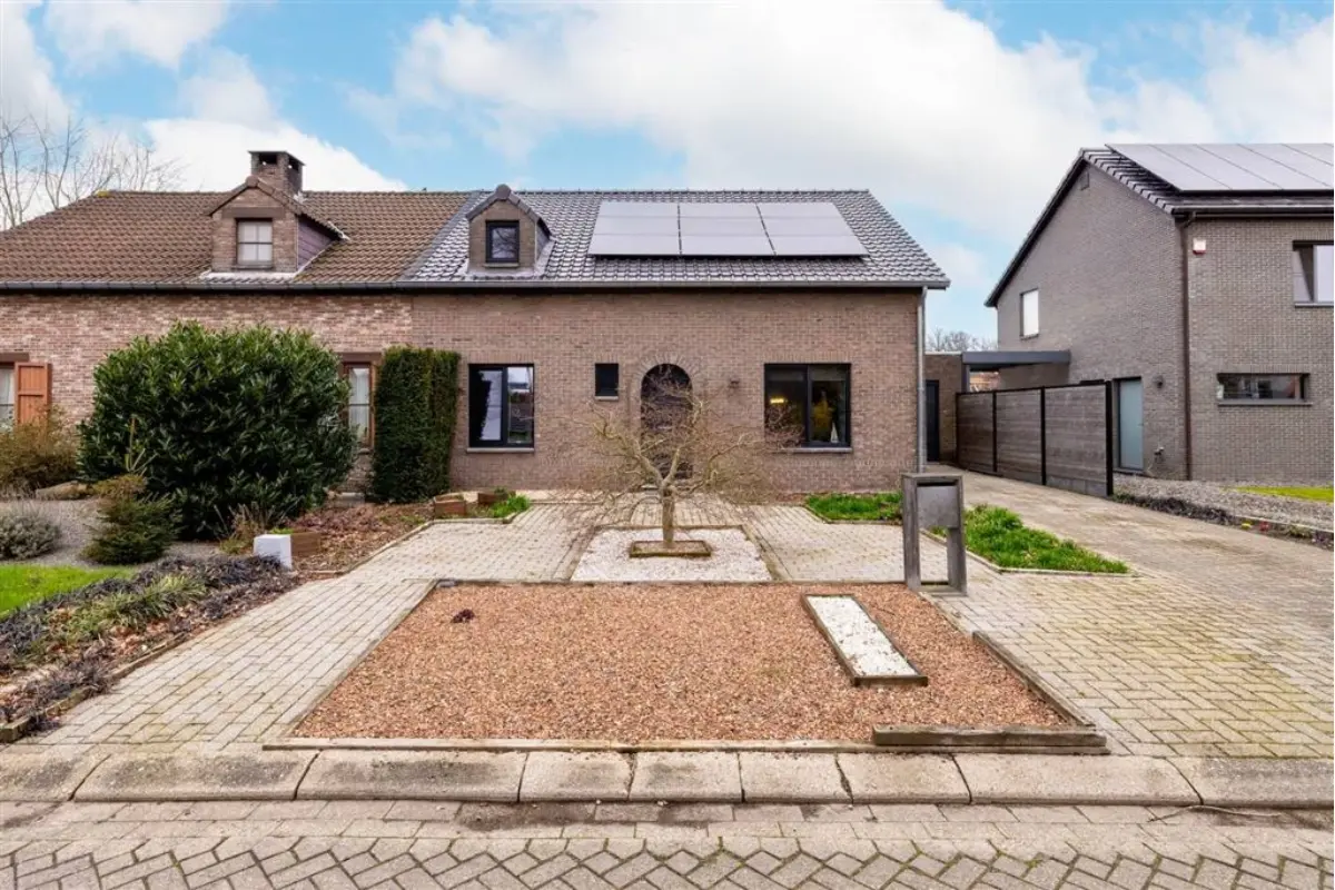 Huis te  koop in Baarle-Hertog 2387 394900.00€ 3 slaapkamers 140.00m² - Zoekertje 717455
