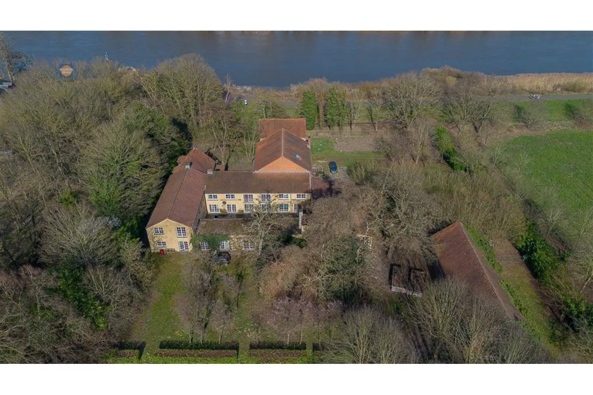 Huis te  koop in Willebroek 2830 1800000.00€ 21 slaapkamers 1565.00m² - Zoekertje 718082