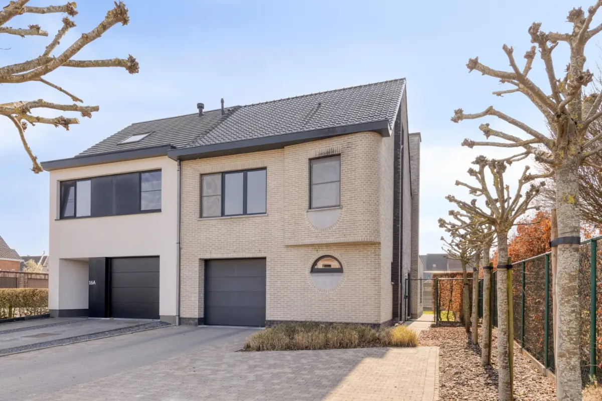 Huis te  koop in Mariekerke 2880 510000.00€ 4 slaapkamers 213.00m² - Zoekertje 718196