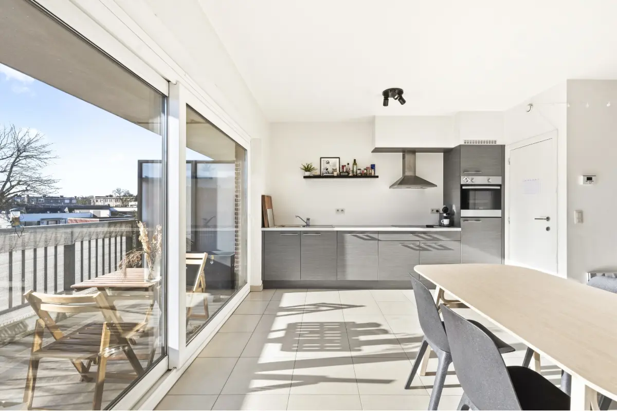 Appartement te  koop in Borsbeek 2150 240000.00€ 2 slaapkamers 83.00m² - Zoekertje 718249