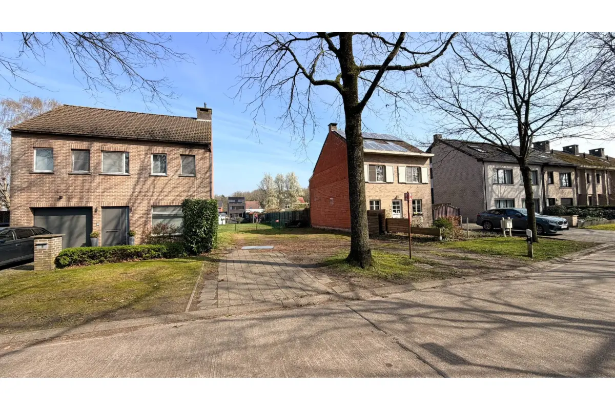 Grond te  koop in Brasschaat 2930 249000.00€  slaapkamers m² - Zoekertje 719124