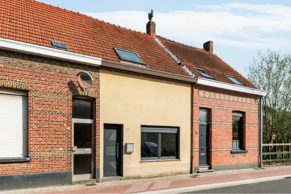 Huis te  koop in Wijnegem 2110 389000.00€ 3 slaapkamers 155.00m² - Zoekertje 718902