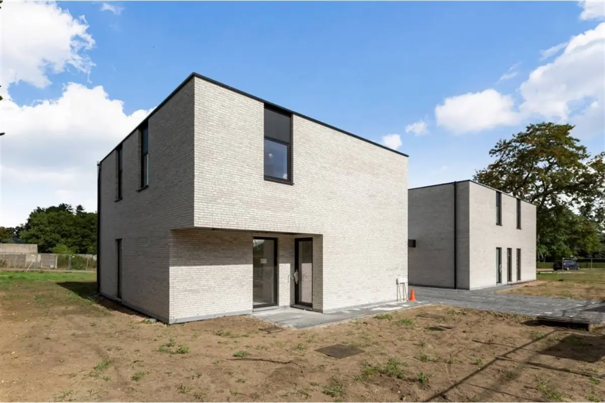 Huis te  huur in Zoerle-Parwijs 2260 1400.00€ 3 slaapkamers m² - Zoekertje 719639