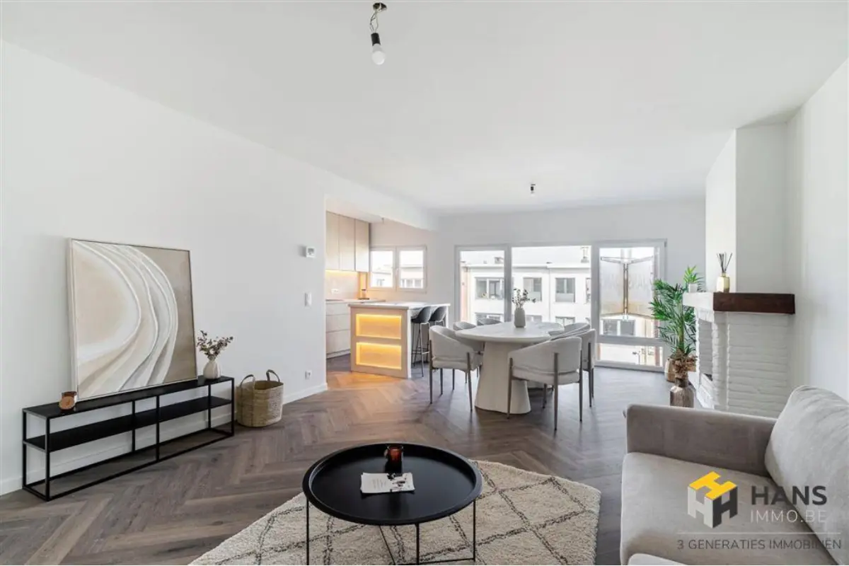 Appartement te  koop in Boechout 2530 325000.00€ 2 slaapkamers 98.00m² - Zoekertje 720119