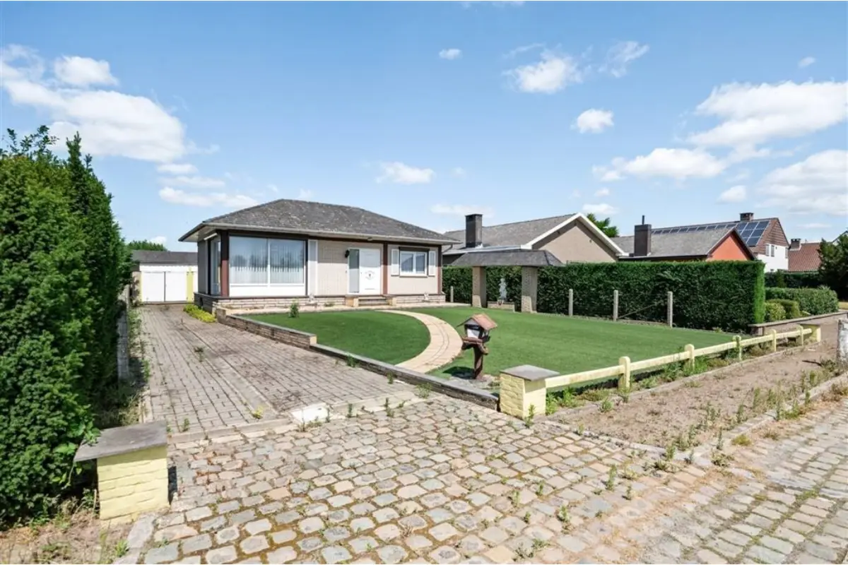 Huis te  koop in Putte 2580 260000.00€ 2 slaapkamers 89.00m² - Zoekertje 719597