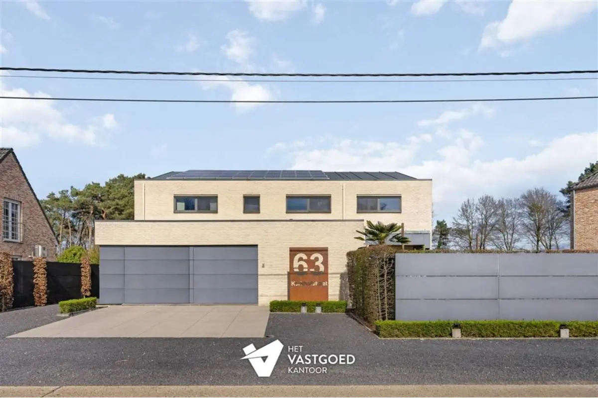 Huis te  koop in Balen 2490 699000.00€ 4 slaapkamers 402.00m² - Zoekertje 720446