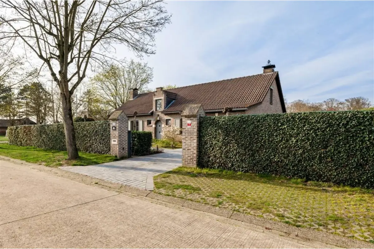 Huis te  koop in Kessel 2560 535000.00€ 3 slaapkamers 270.20m² - Zoekertje 720532