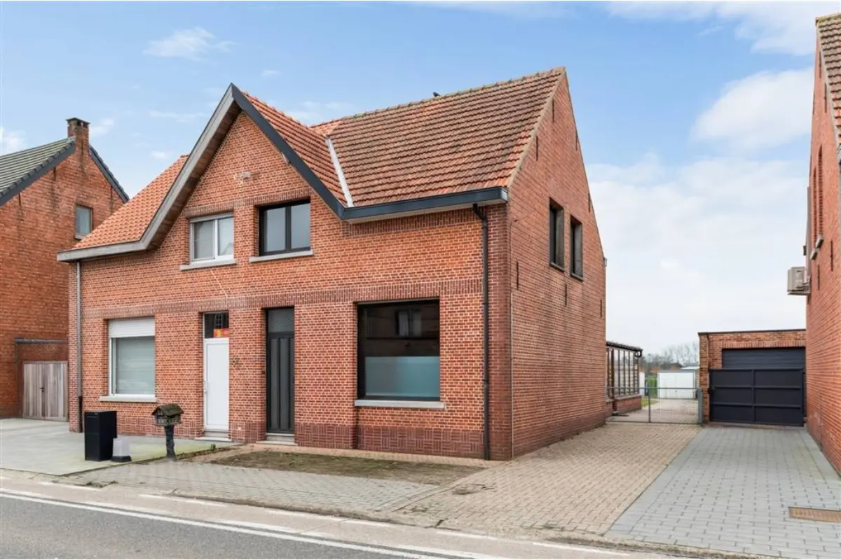 Huis te  koop in Arendonk 2370 310000.00€ 3 slaapkamers 136.00m² - Zoekertje 720536