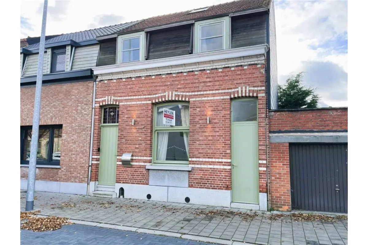 Huis te  huur in Schoten 2900 1450.00€ 2 slaapkamers 108.00m² - Zoekertje 722058