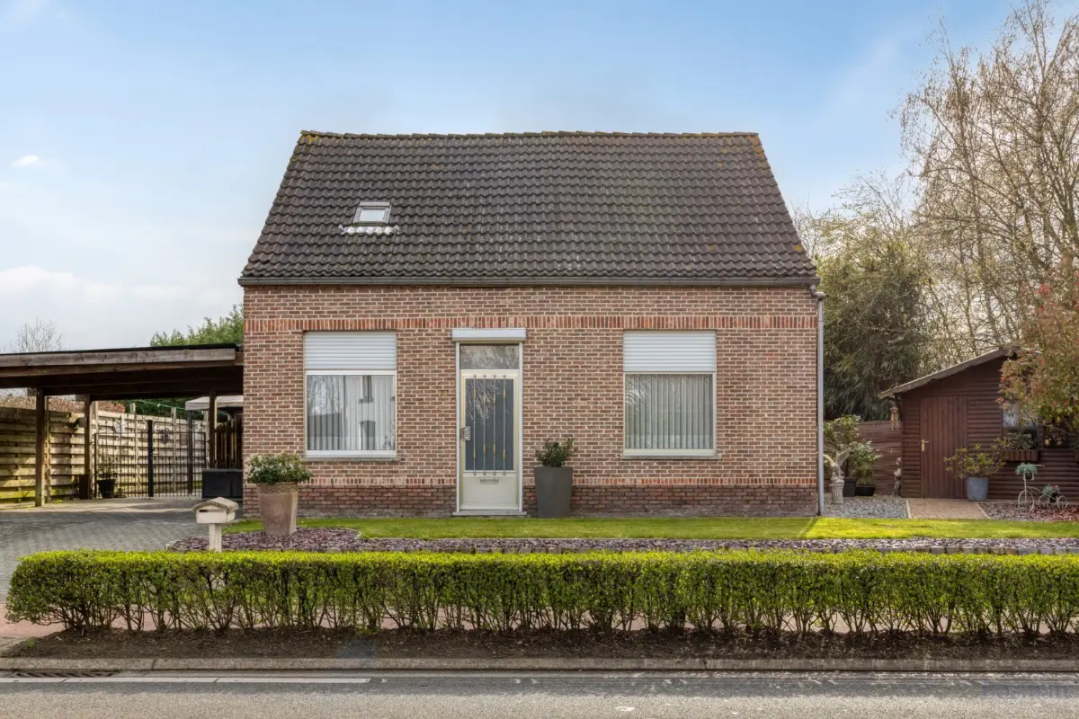 Huis te  koop in Laakdal 2430 268000.00€ 4 slaapkamers 107.00m² - Zoekertje 722253