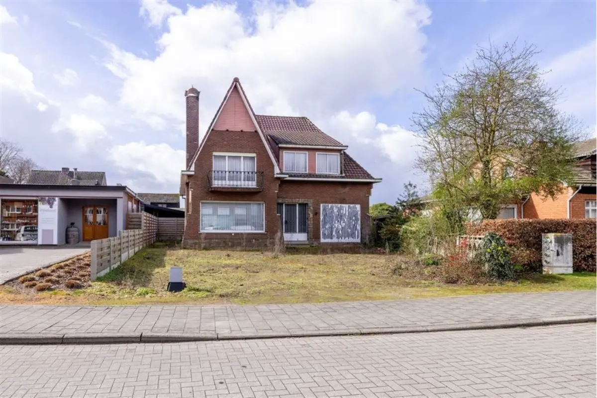 Huis te  koop in Lille 2275 345000.00€ 4 slaapkamers 208.00m² - Zoekertje 722658