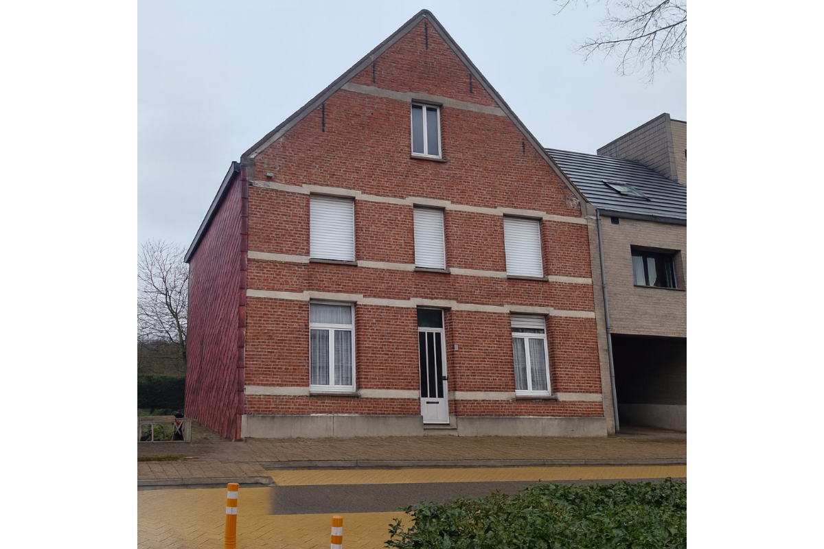 Huis te  koop in Arendonk 2370 349000.00€ 4 slaapkamers 187.00m² - Zoekertje 722579