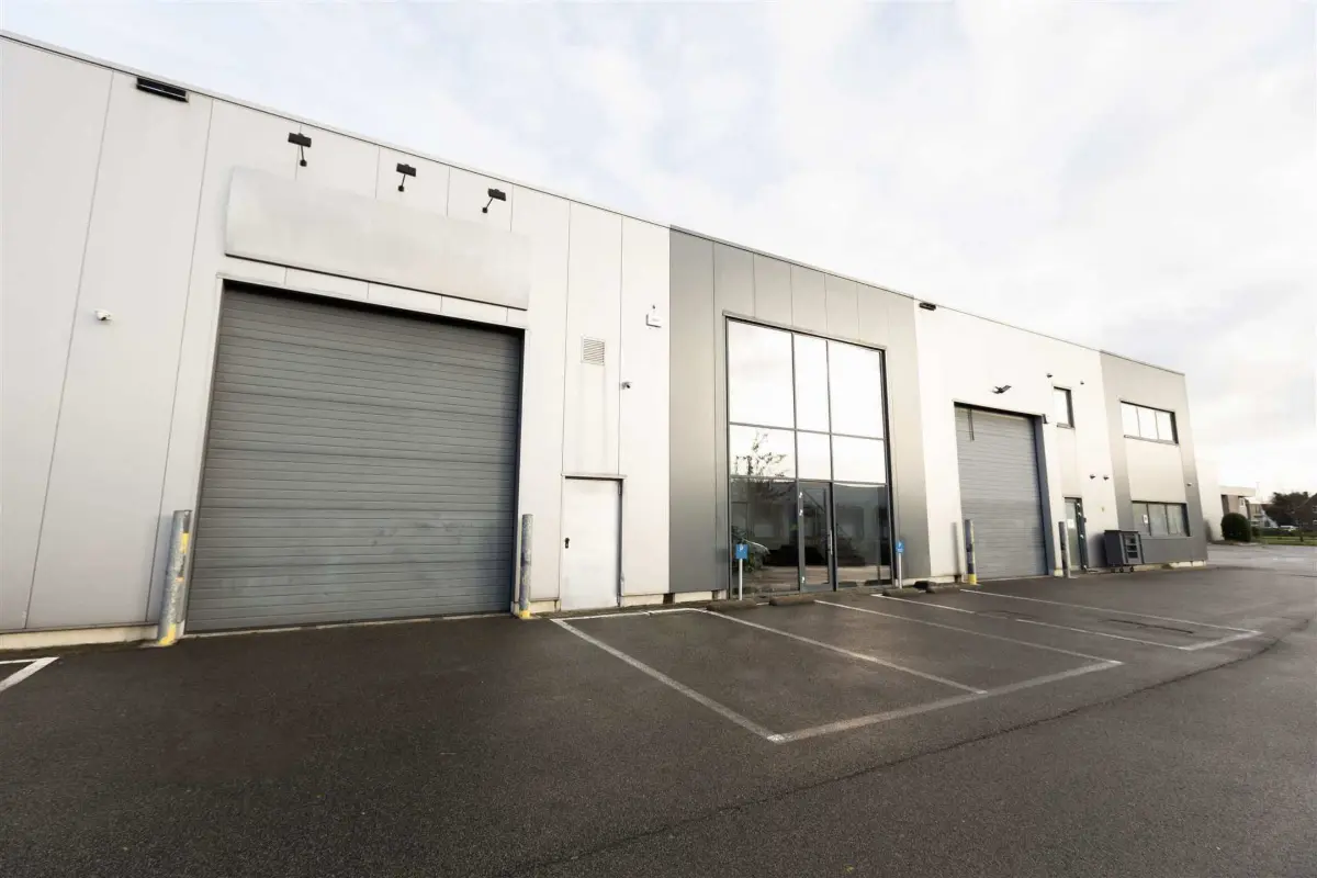 Handelszaak te  huur in Mechelen 2800 3950.00€  slaapkamers 420.00m² - Zoekertje 724806
