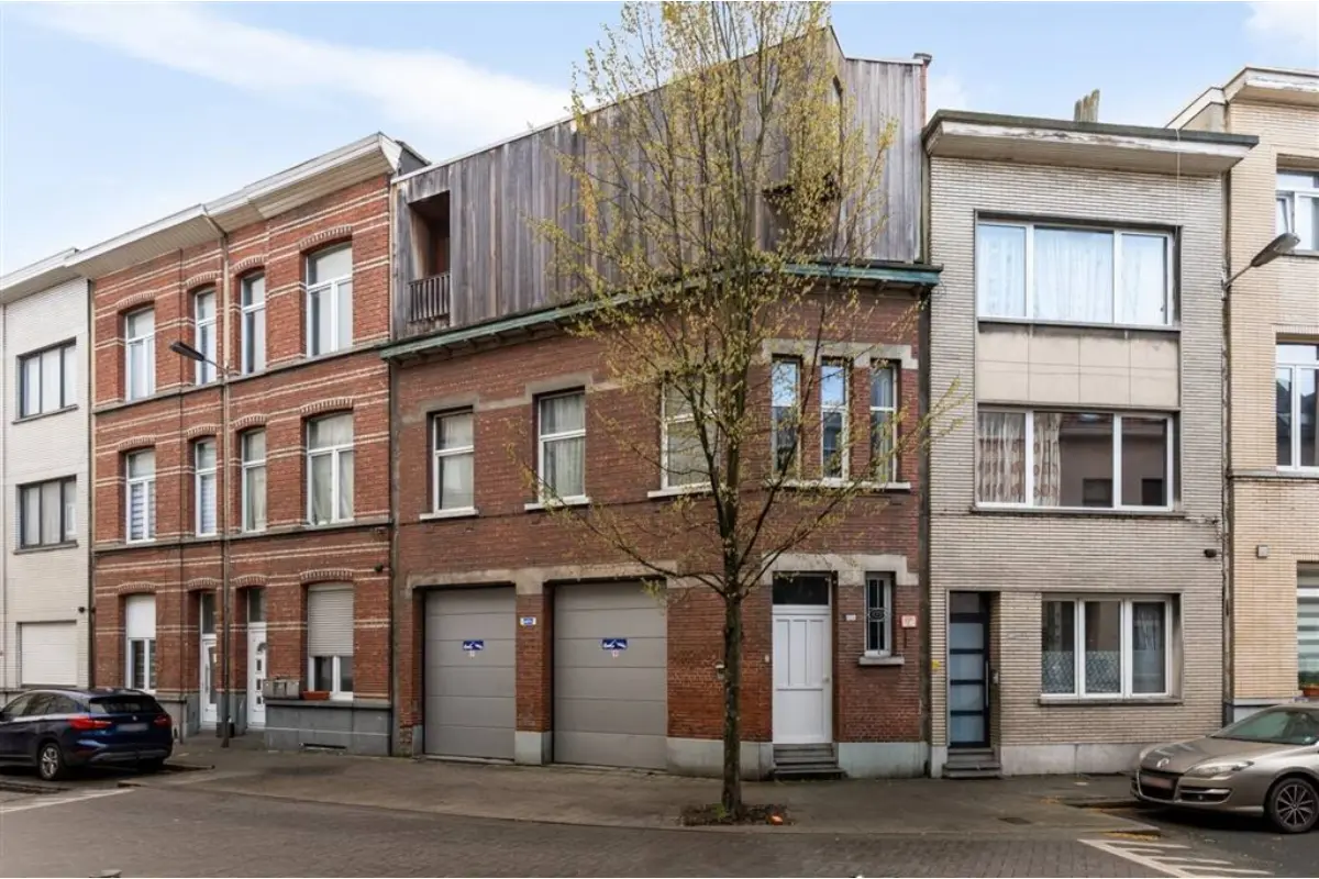 Huis te  koop in Antwerpen 2060 349000.00€ 3 slaapkamers 168.00m² - Zoekertje 724755