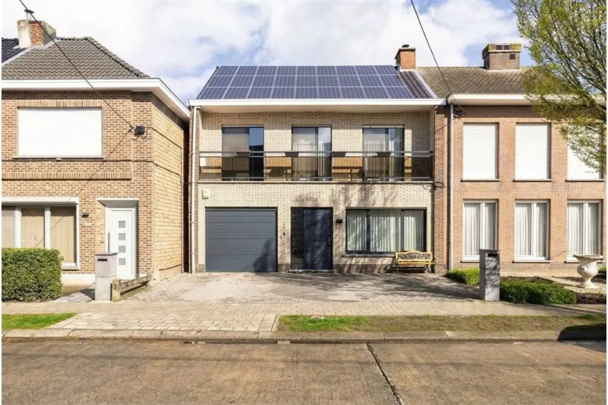 Huis te  koop in Berlaar 2590 429000.00€ 4 slaapkamers 281.00m² - Zoekertje 724769