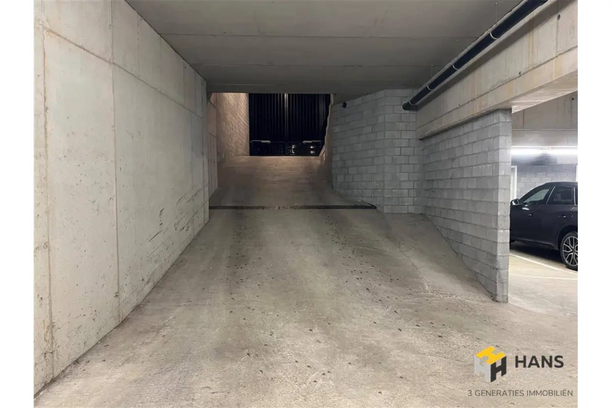 Box te  in Antwerpen 2060 125.00€  slaapkamers m² - Zoekertje 727343