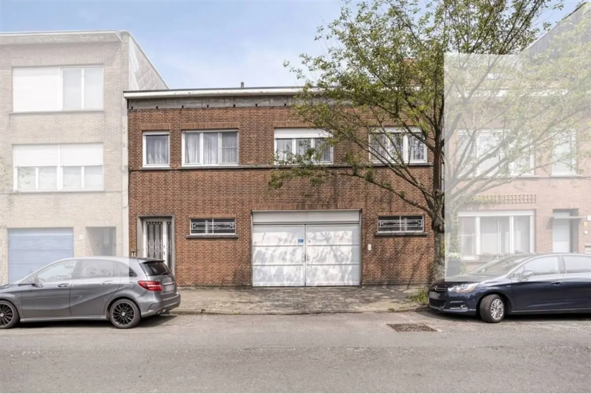 Appartementsgebouw te  koop in Wilrijk 2610 559000.00€ 4 slaapkamers 157.00m² - Zoekertje 728668