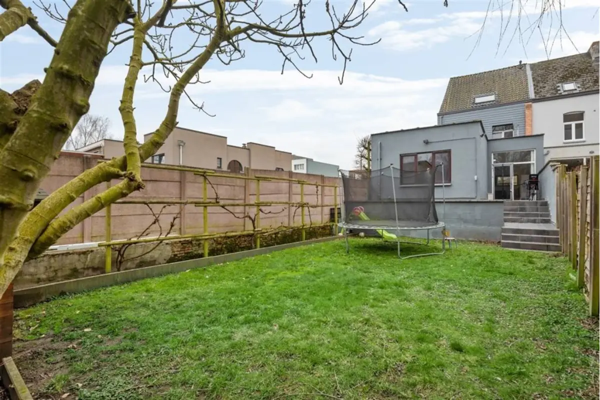 Huis te  koop in Mechelen 2800 349000.00€ 2 slaapkamers 191.00m² - Zoekertje 728735