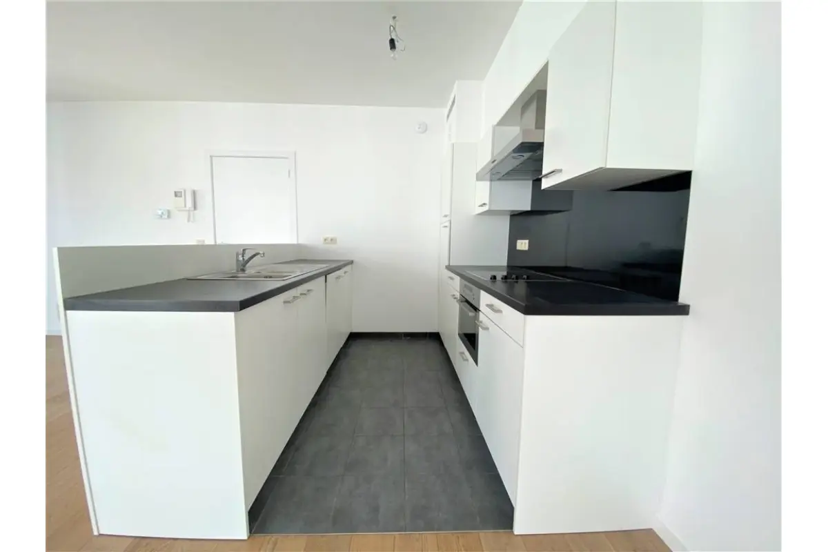 Appartement te  huur in Antwerpen 2000 995.00€ 2 slaapkamers 97.00m² - Zoekertje 728744