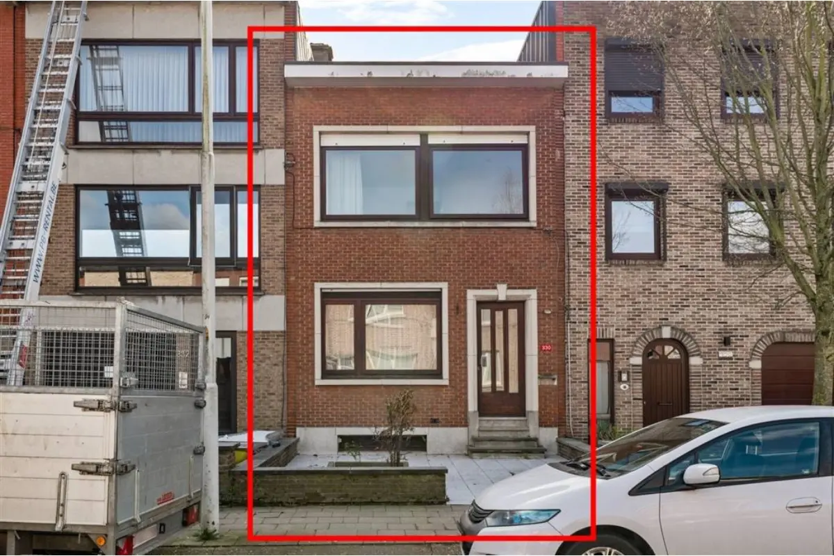Huis te  koop in Borsbeek 2150 349500.00€ 2 slaapkamers 177.00m² - Zoekertje 729703
