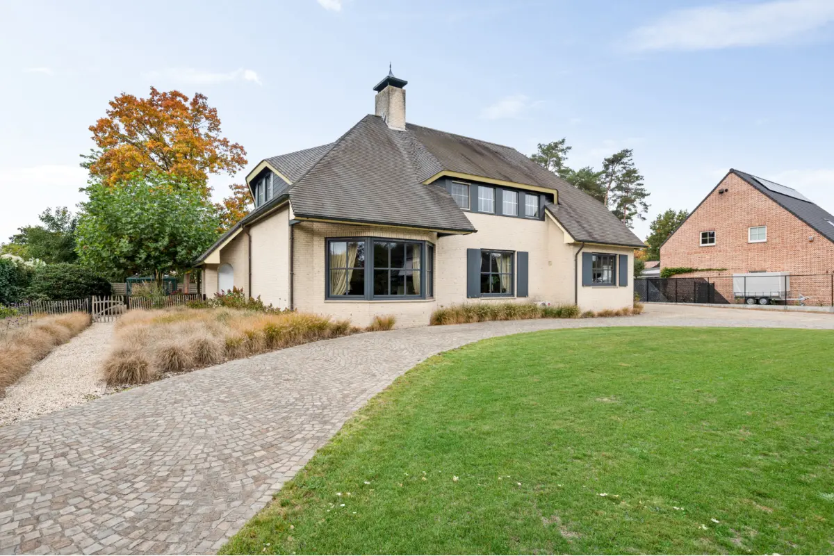 Huis te  koop in Beerse 2340 999000.00€ 5 slaapkamers 494.00m² - Zoekertje 730767