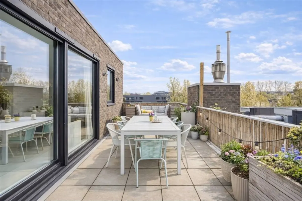 Penthouse te  koop in Berchem 2600 495000.00€ 3 slaapkamers 127.00m² - Zoekertje 731326