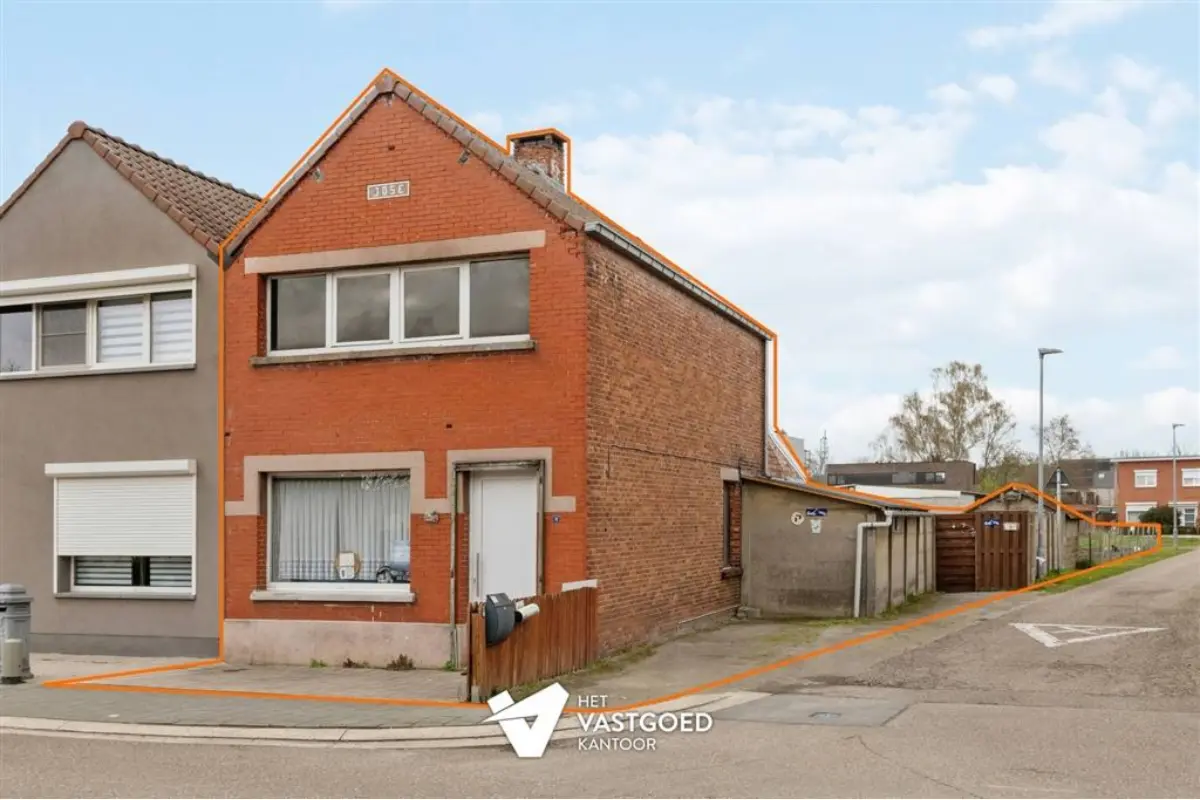 Huis te  koop in Balen 2490 159000.00€ 2 slaapkamers 100.00m² - Zoekertje 731949