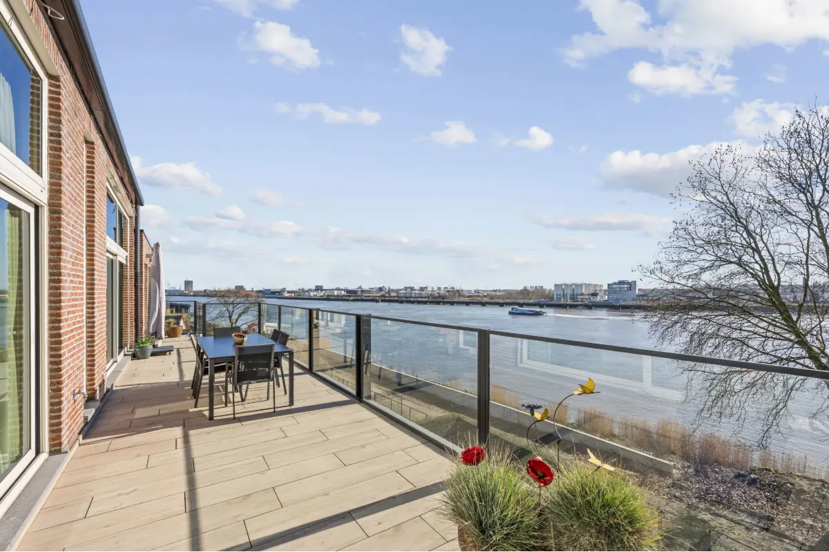 Penthouse te  koop in Zwijndrecht 2070 1795000.00€ 3 slaapkamers 310.00m² - Zoekertje 734122