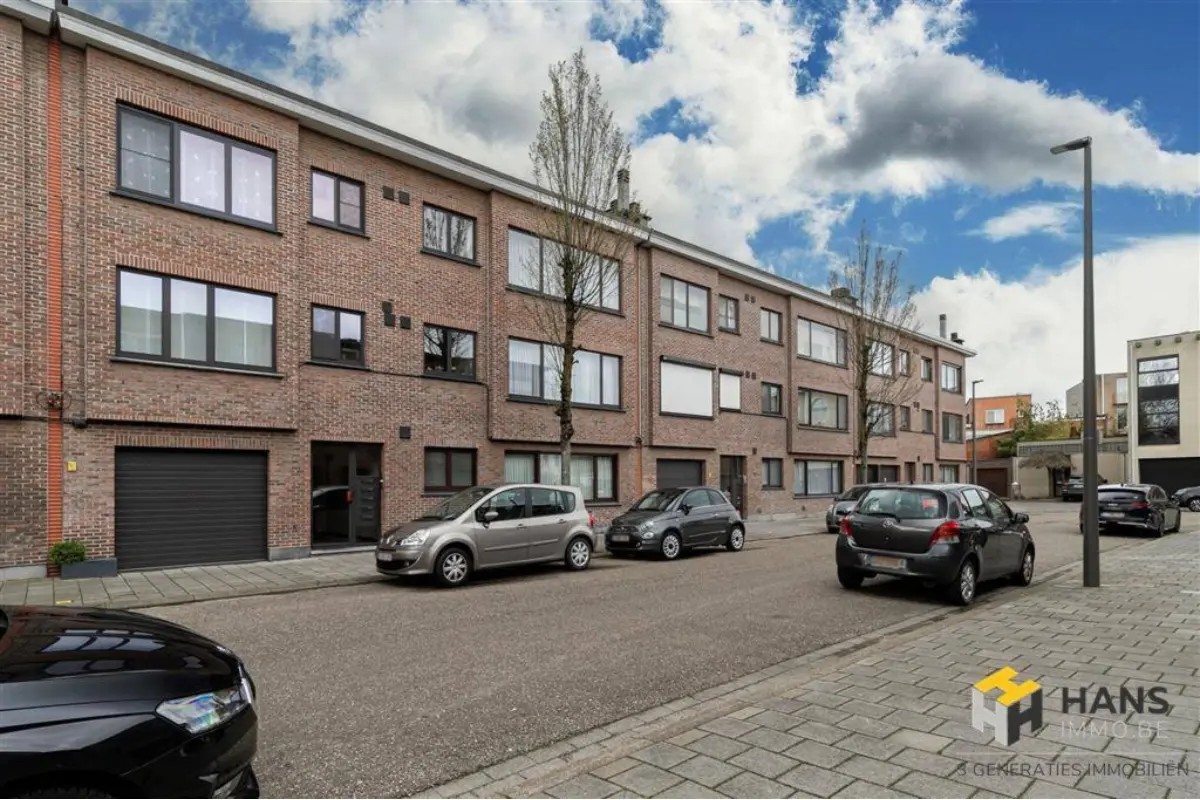 Appartement te  koop in Merksem 2170 239000.00€ 2 slaapkamers 86.00m² - Zoekertje 733282
