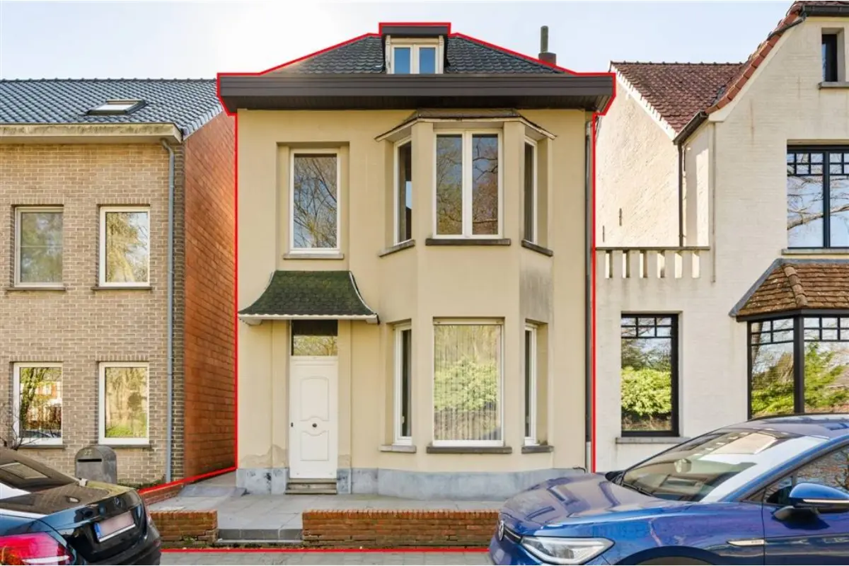Huis te  koop in Oud-Turnhout 2360 299000.00€ 3 slaapkamers 162.00m² - Zoekertje 733485