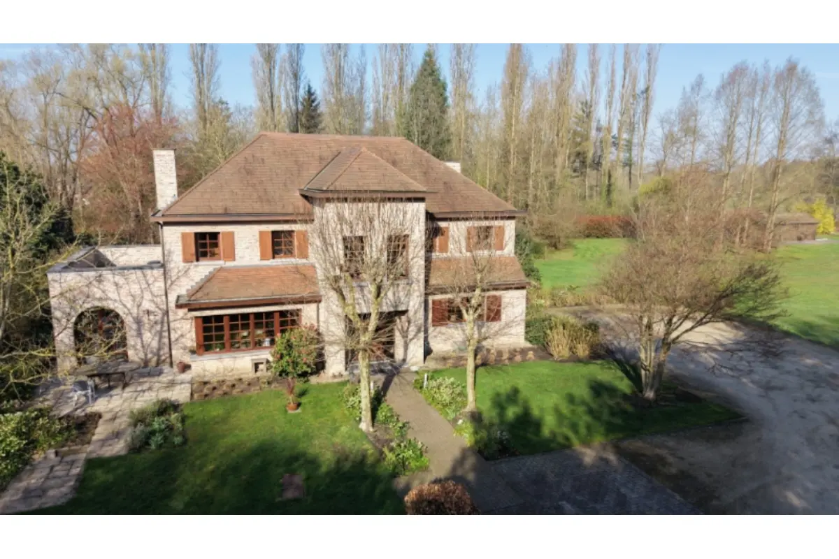 Villa te  koop in Schriek 2223 1195000.00€ 4 slaapkamers 336.00m² - Zoekertje 735561