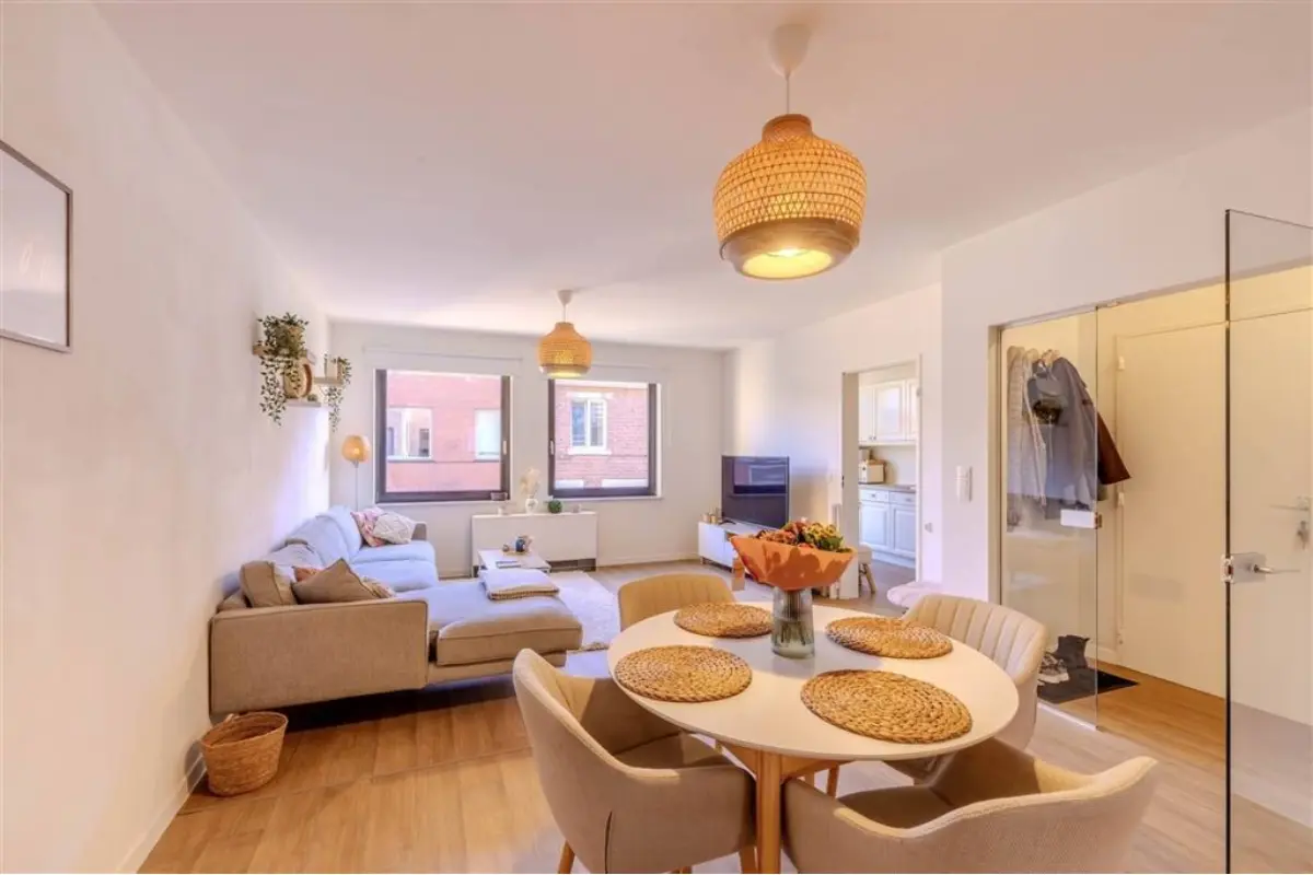 Appartement te  huur in Herentals 2200 950.00€ 2 slaapkamers 93.00m² - Zoekertje 758974