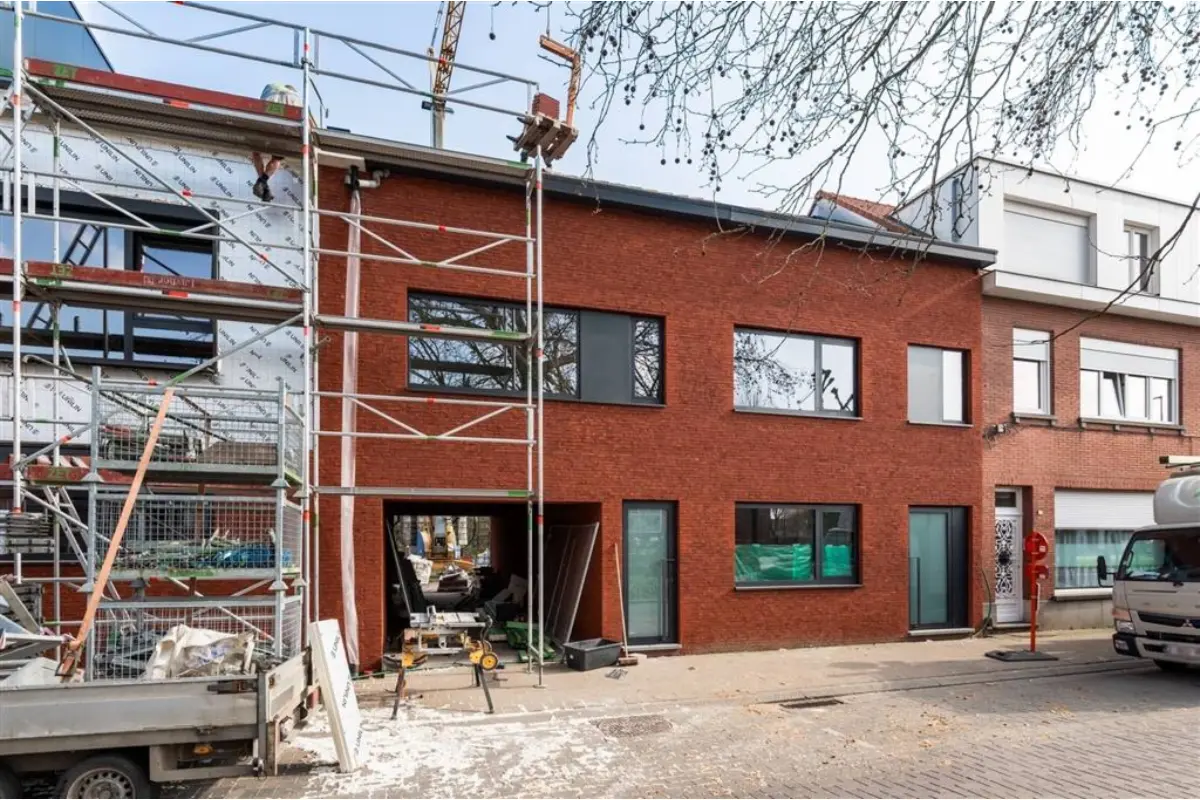 Huis te  koop in Hoogstraten 2320 424000.00€ 3 slaapkamers 173.00m² - Zoekertje 737228