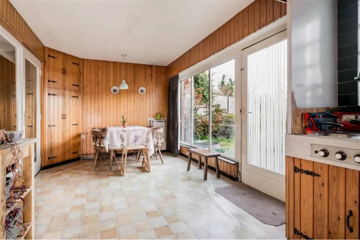 Huis te  koop in Kontich 2550 306000.00€ 4 slaapkamers 137.00m² - Zoekertje 736597