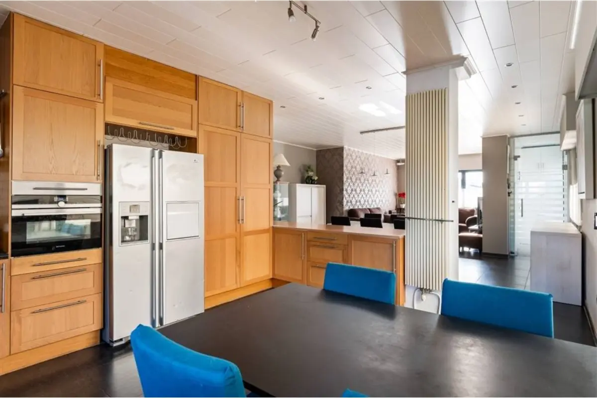 Huis te  koop in Beerse 2340 449000.00€ 4 slaapkamers 196.00m² - Zoekertje 736757
