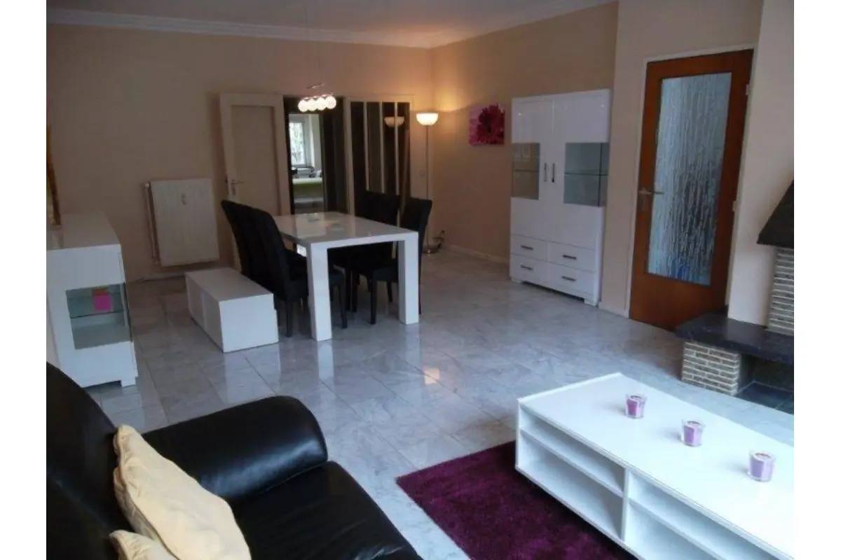 Appartement te  huur in Antwerpen 2060 1350.00€ 2 slaapkamers 110.00m² - Zoekertje 737071