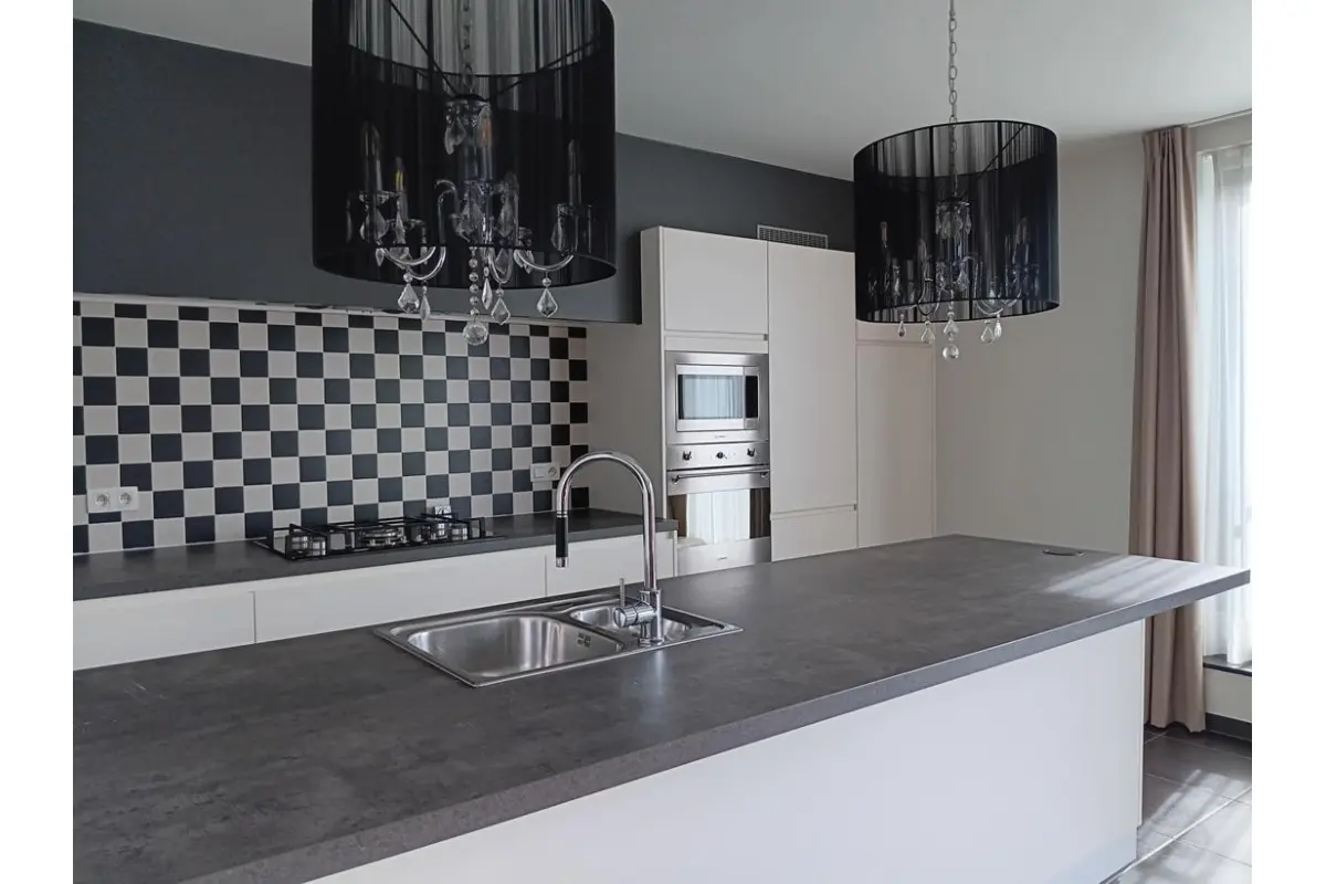 Appartement te  koop in Deurne 2100 345000.00€ 2 slaapkamers 110.00m² - Zoekertje 737113