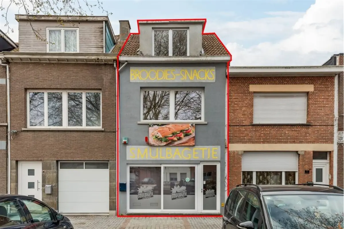 Handelszaak te  koop in Hoboken 2660 369000.00€ 2 slaapkamers 224.00m² - Zoekertje 737978