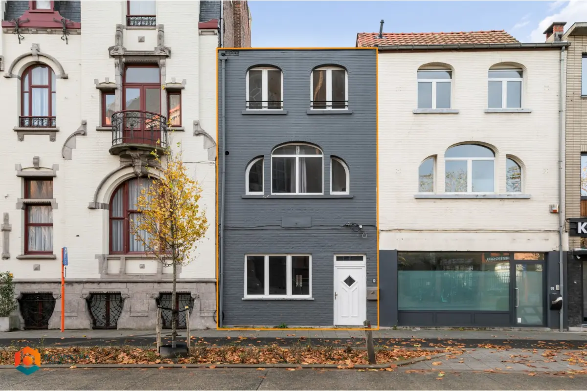 Huis te  koop in Mechelen 2800 340000.00€ 4 slaapkamers 174.00m² - Zoekertje 738084