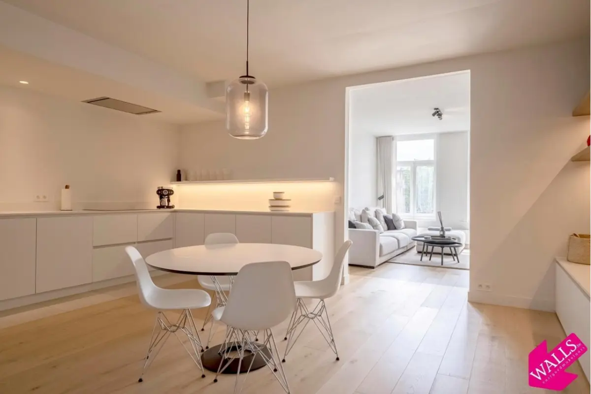 Appartement te  huur in Antwerpen 2000 1850.00€ 1 slaapkamers m² - Zoekertje 737695