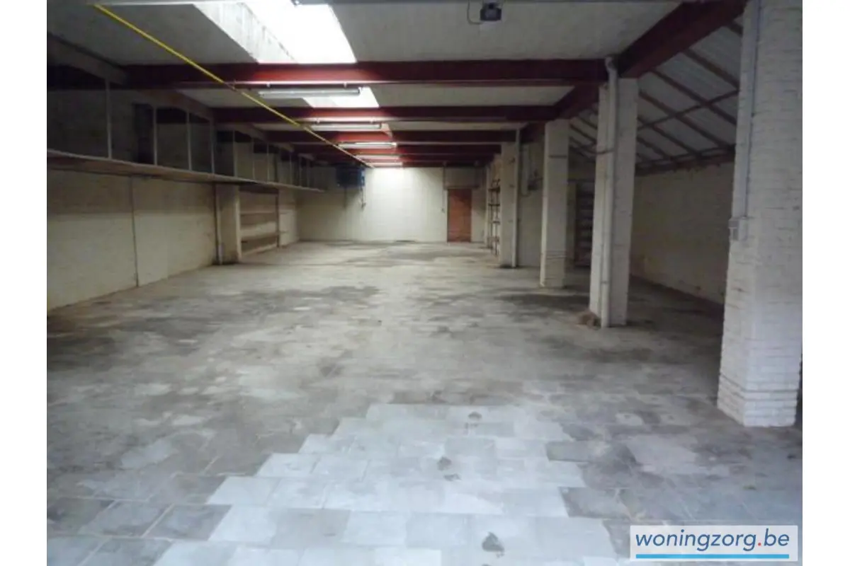 Handelszaak te  huur in Mechelen 2800 780.00€  slaapkamers 190.00m² - Zoekertje 737759