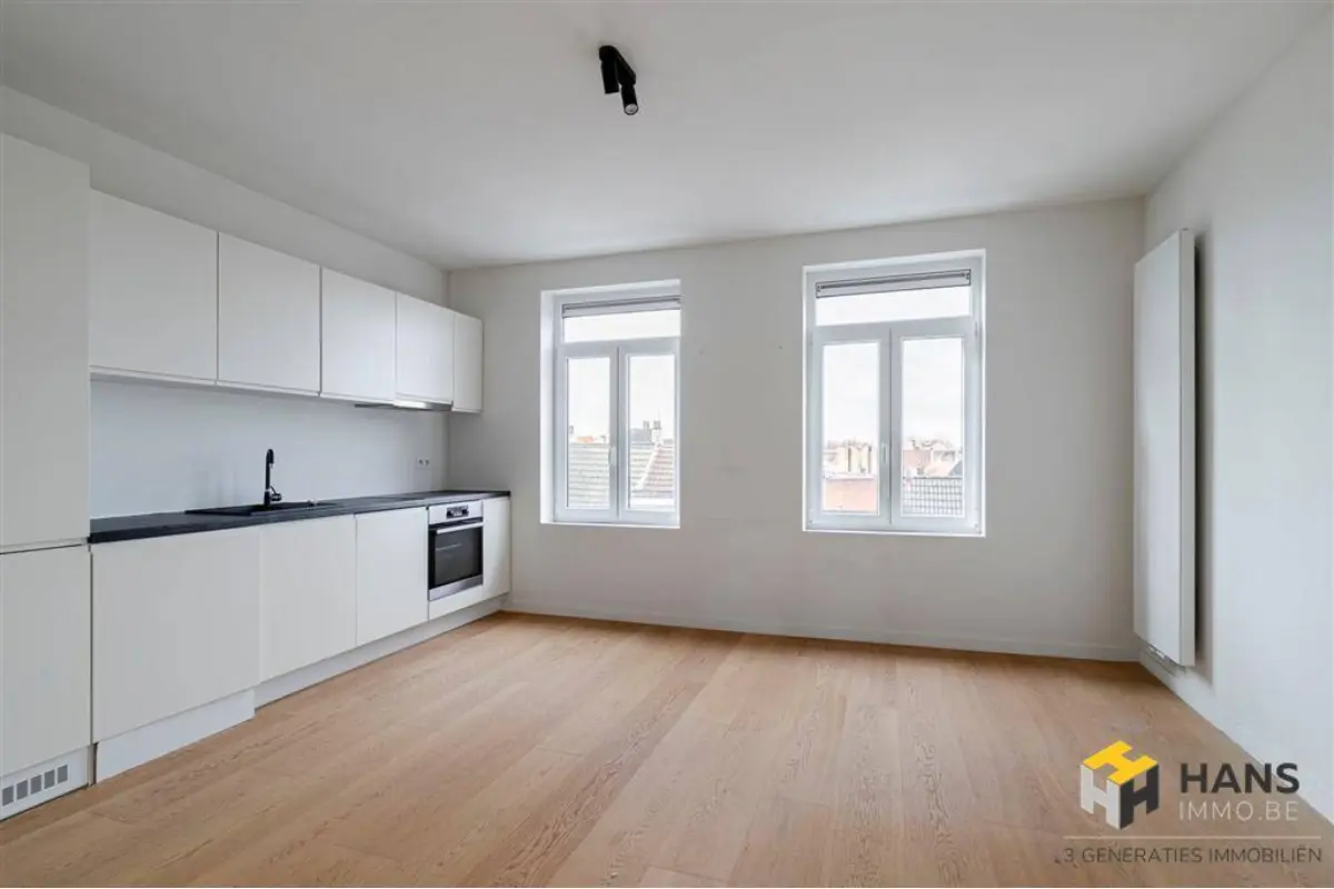 Appartement te  koop in Antwerpen 2020 179000.00€ 1 slaapkamers 42.00m² - Zoekertje 737451